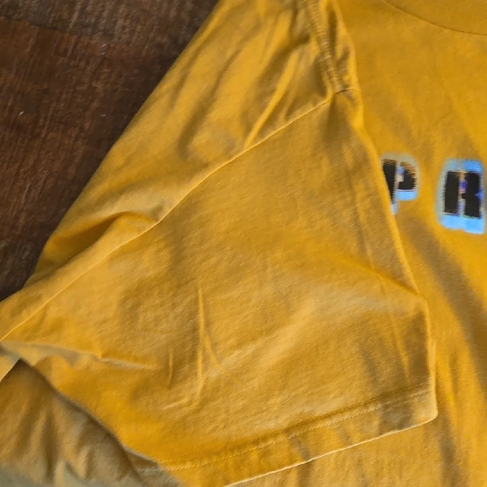 Supreme Yellow T-Shirt - Picture 5 of 7